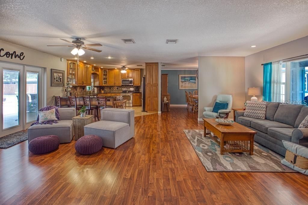 For Rent: $4,500 (4 beds, 3 baths, 2331 Square Feet)