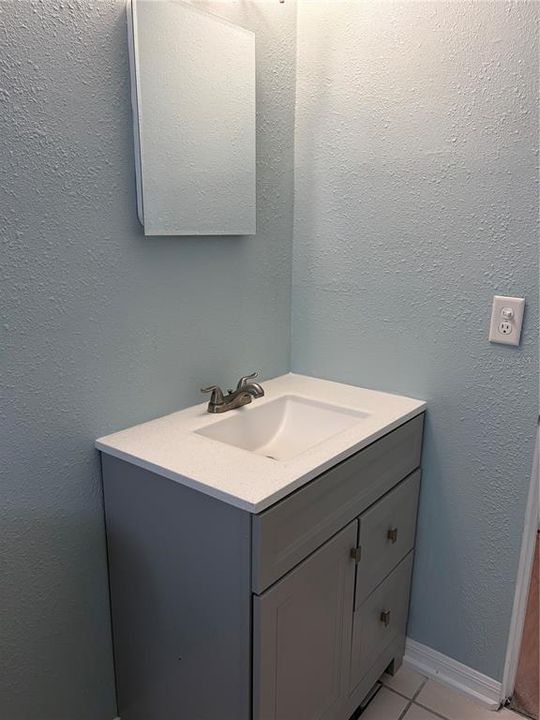 For Sale: $259,000 (4 beds, 1 baths, 1115 Square Feet)