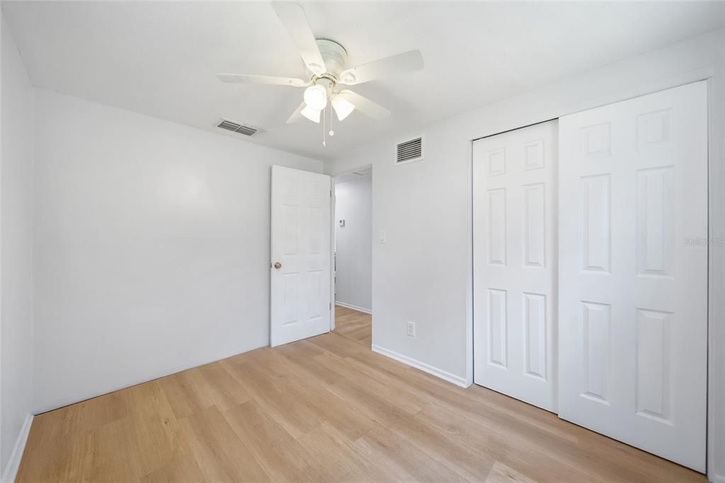 For Sale: $259,000 (4 beds, 1 baths, 1115 Square Feet)