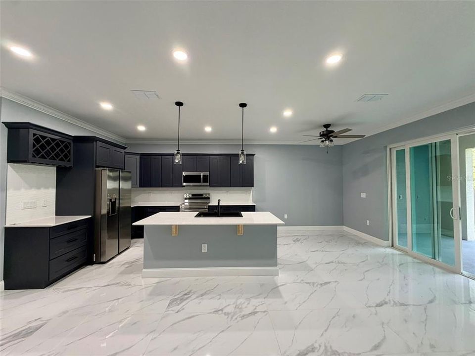 For Rent: $3,200 (5 beds, 3 baths, 3751 Square Feet)