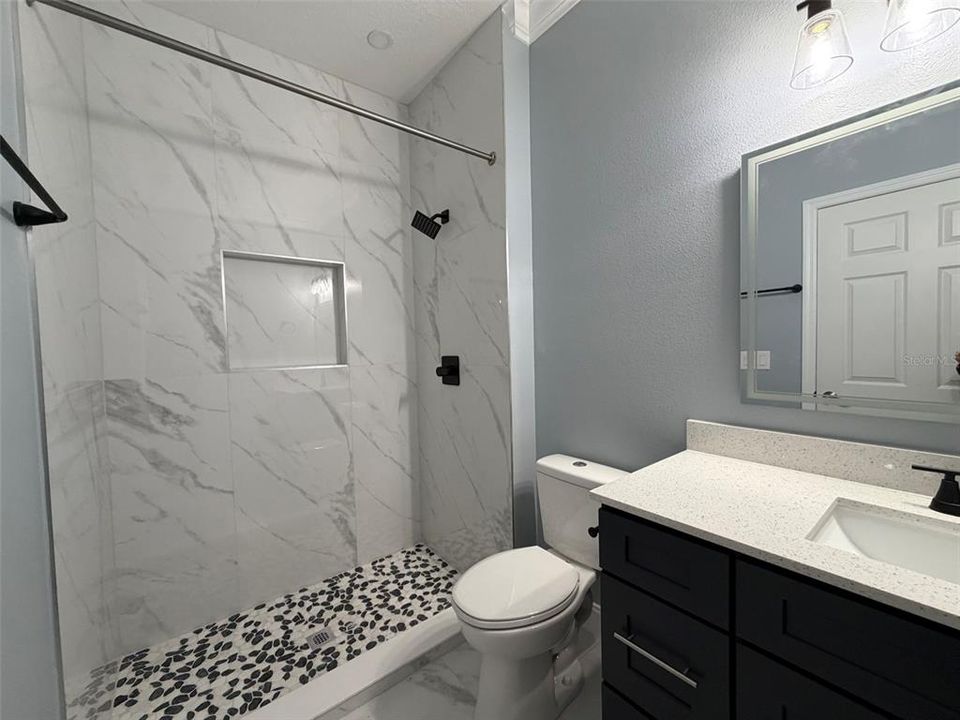 For Rent: $3,200 (5 beds, 3 baths, 3751 Square Feet)