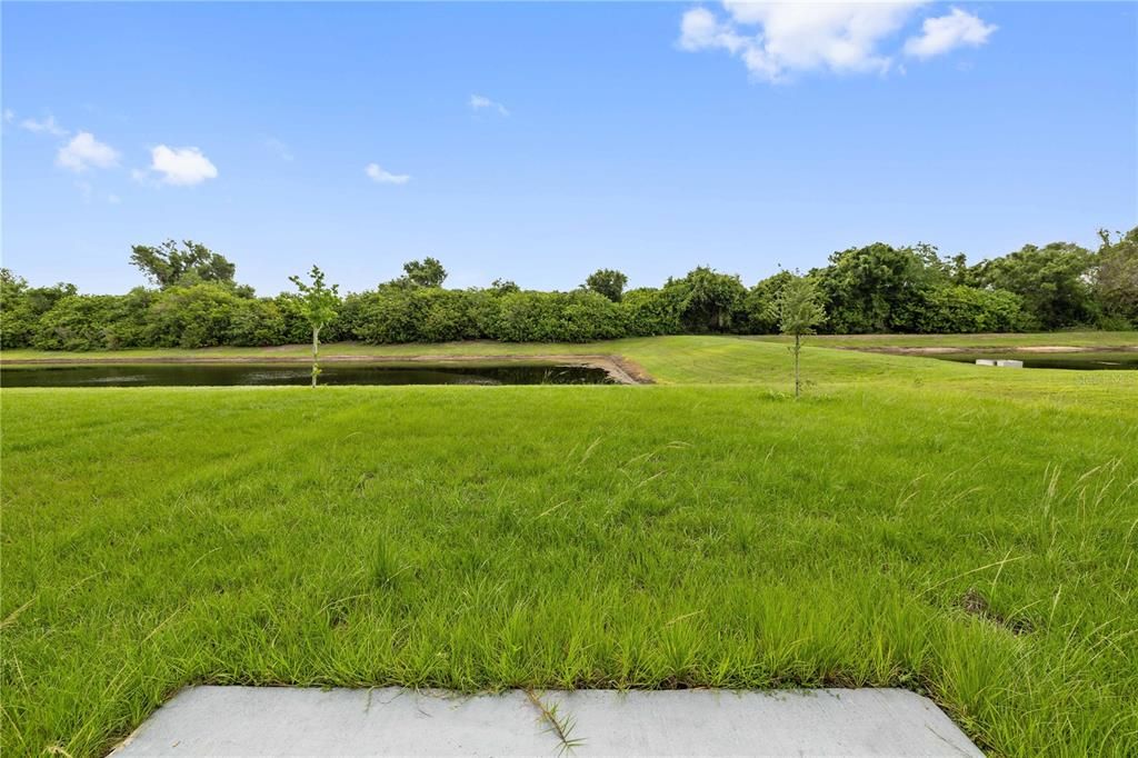 For Sale: $415,000 (5 beds, 3 baths, 2522 Square Feet)