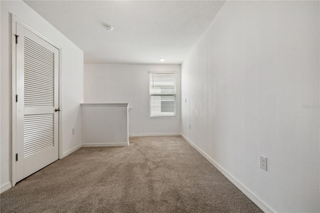 For Sale: $415,000 (5 beds, 3 baths, 2522 Square Feet)