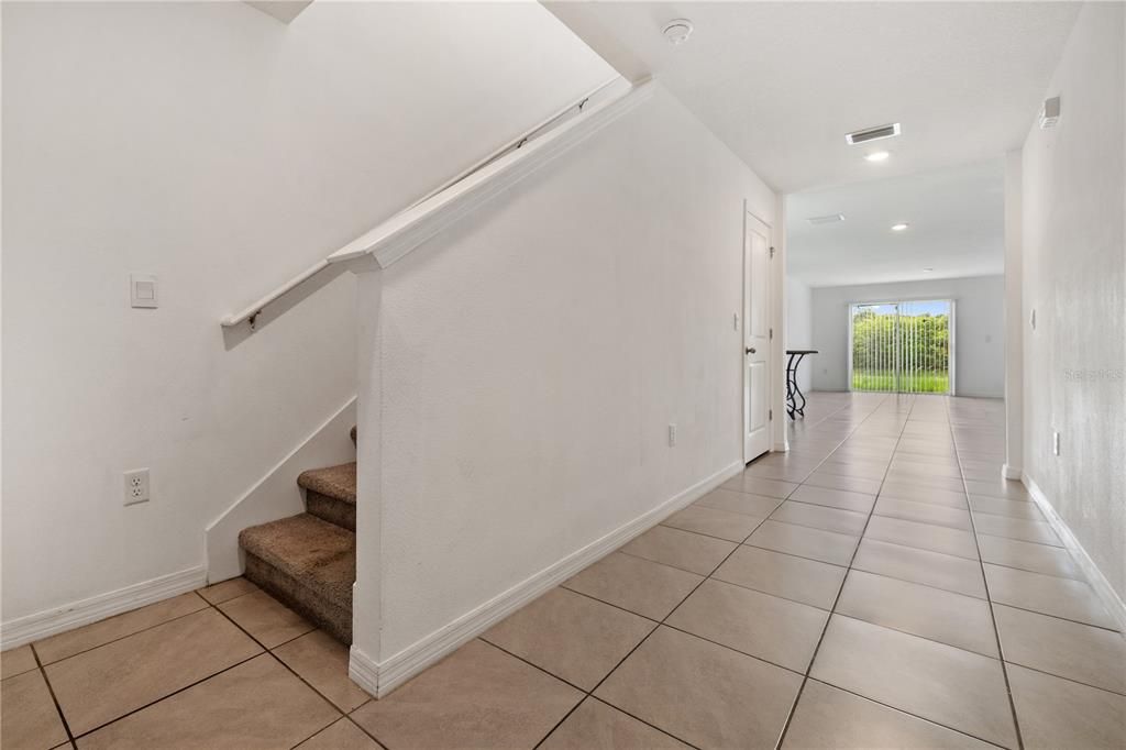 For Sale: $415,000 (5 beds, 3 baths, 2522 Square Feet)