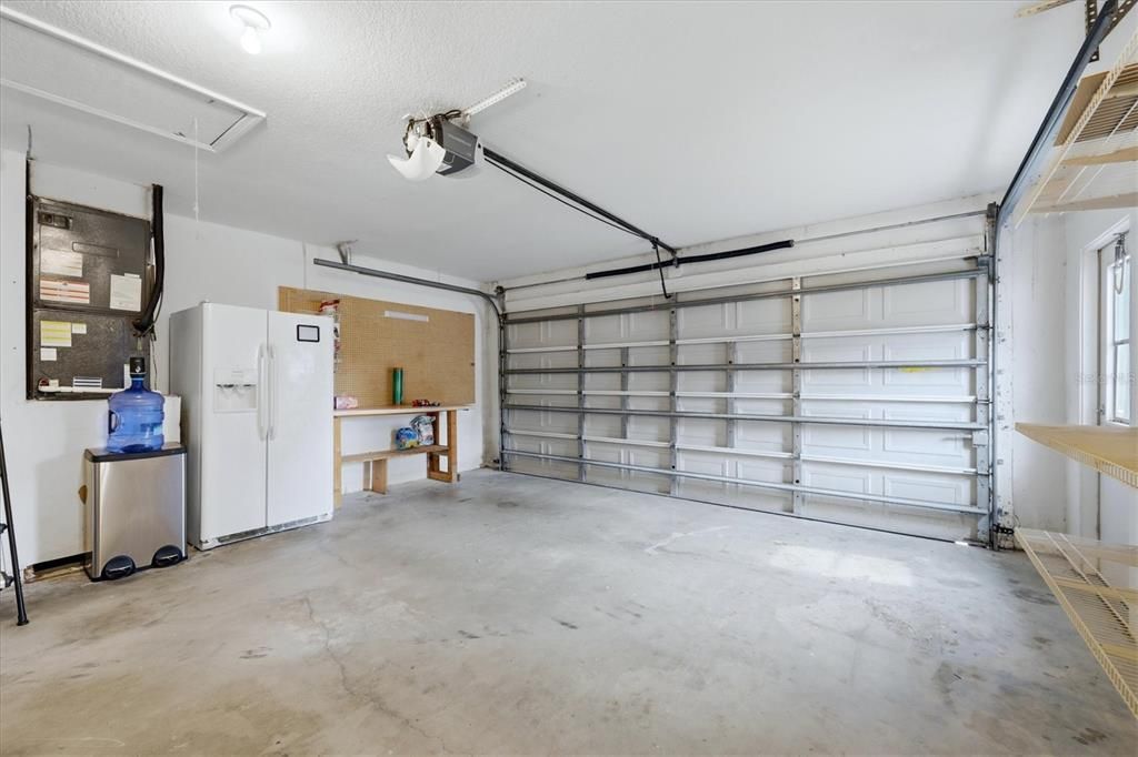 For Sale: $399,000 (3 beds, 2 baths, 1672 Square Feet)