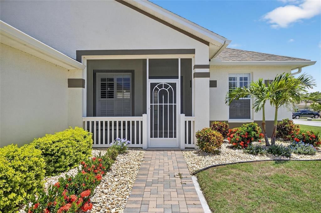 For Rent: $2,500 (2 beds, 2 baths, 1490 Square Feet)