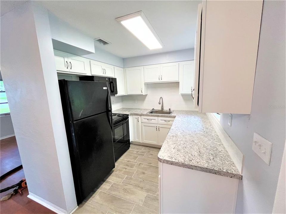 В аренду: $2,200 (2 спален, 2 ванн, 1034 Квадратных фут)