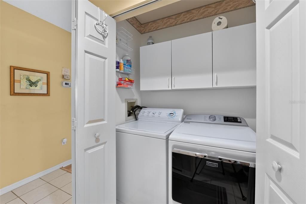 En Venta: $278,000 (2 camas, 2 baños, 1349 Pies cuadrados)