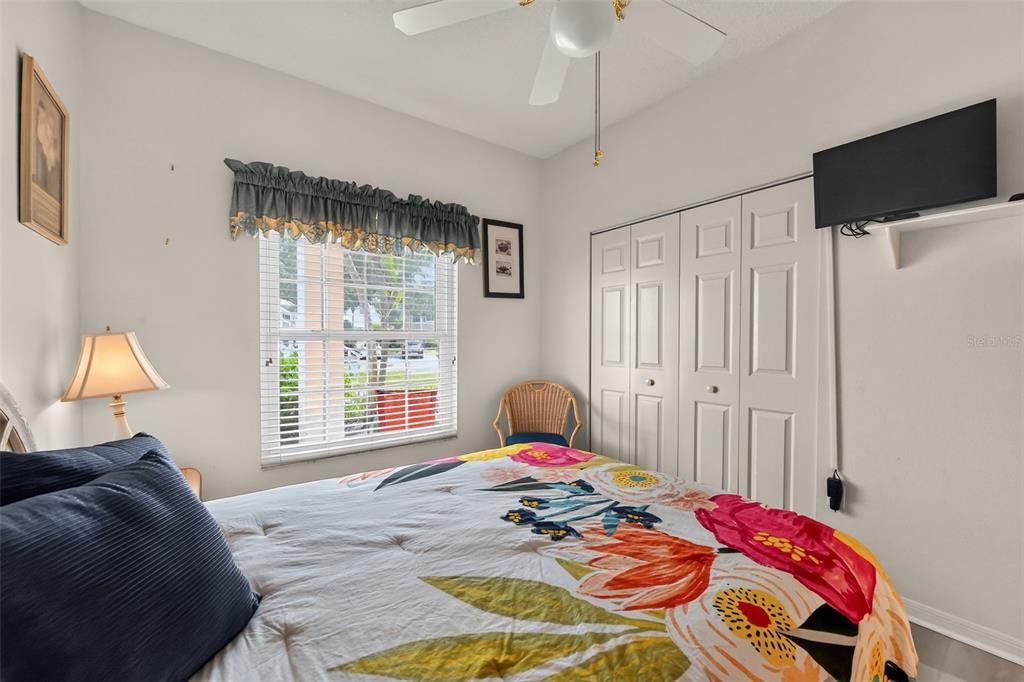 En Venta: $278,000 (2 camas, 2 baños, 1349 Pies cuadrados)