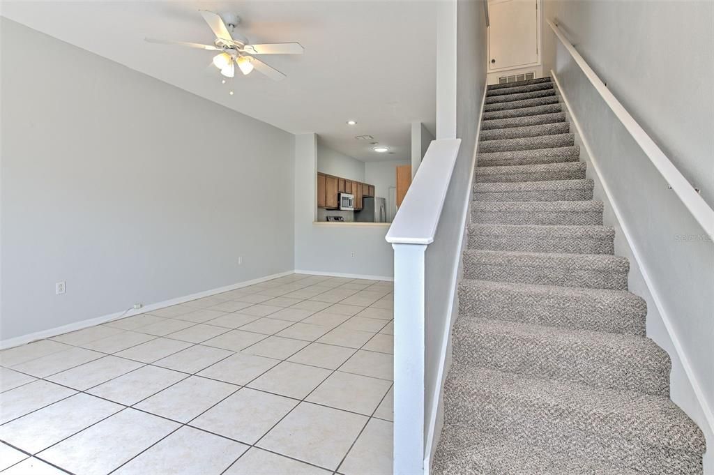 For Sale: $219,900 (2 beds, 1 baths, 1054 Square Feet)