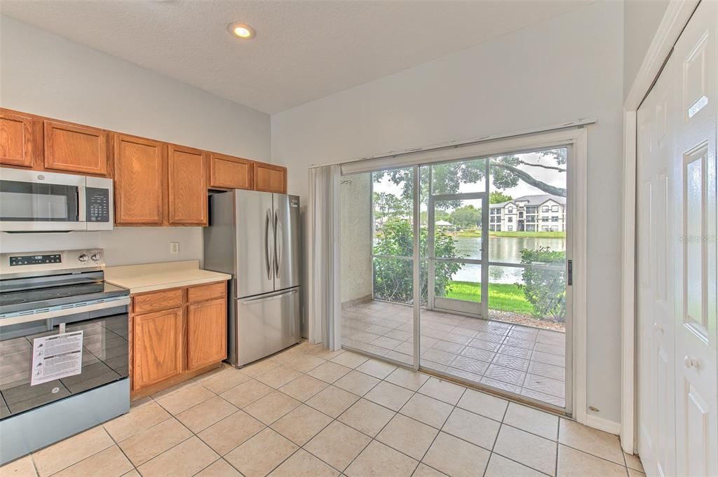 For Sale: $219,900 (2 beds, 1 baths, 1054 Square Feet)
