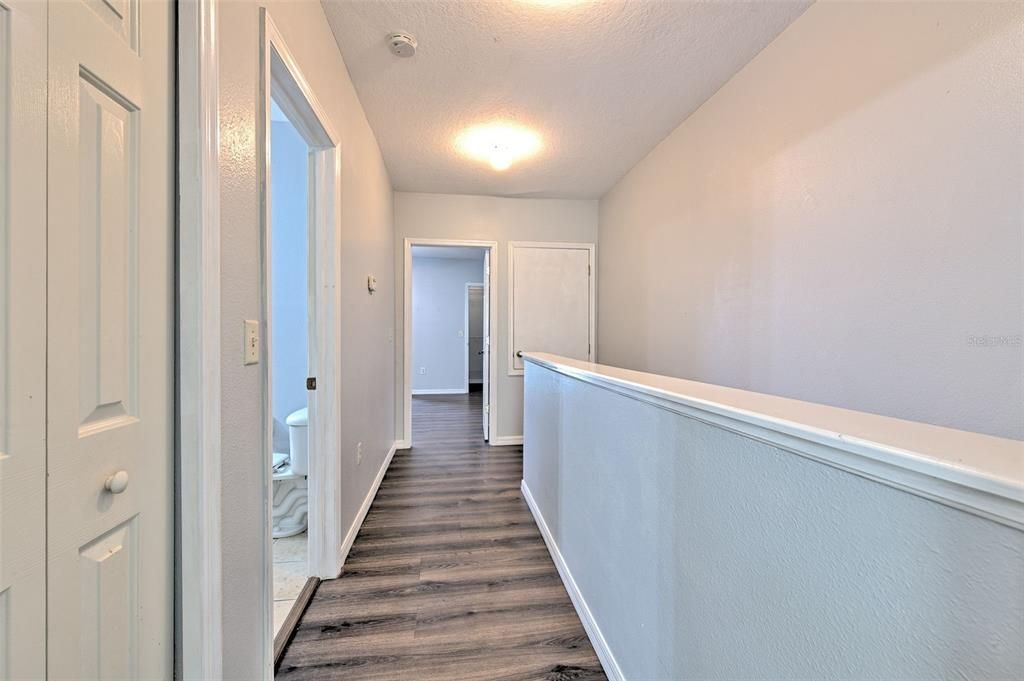 For Sale: $219,900 (2 beds, 1 baths, 1054 Square Feet)