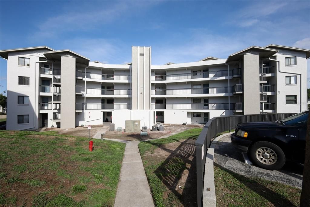 For Sale: $175,000 (3 beds, 2 baths, 1118 Square Feet)
