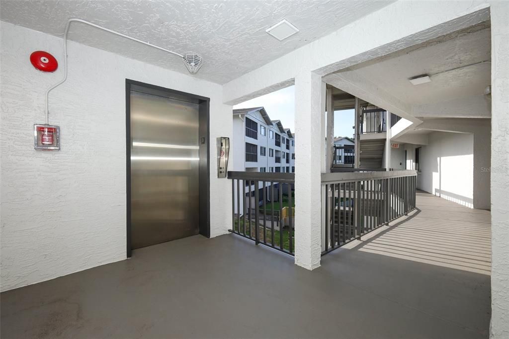 For Sale: $175,000 (3 beds, 2 baths, 1118 Square Feet)