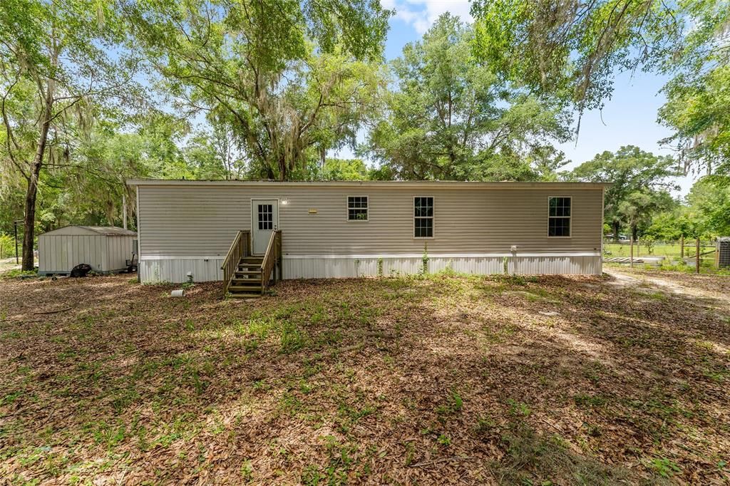 For Sale: $320,000 (3 beds, 2 baths, 1568 Square Feet)