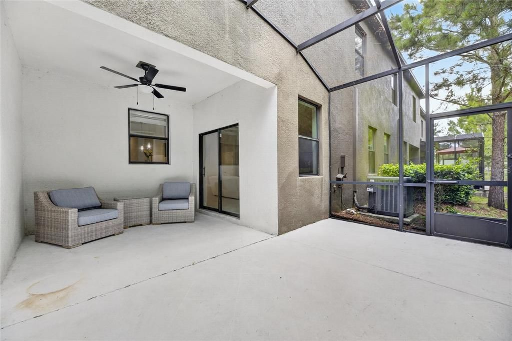 For Sale: $379,900 (4 beds, 2 baths, 2466 Square Feet)