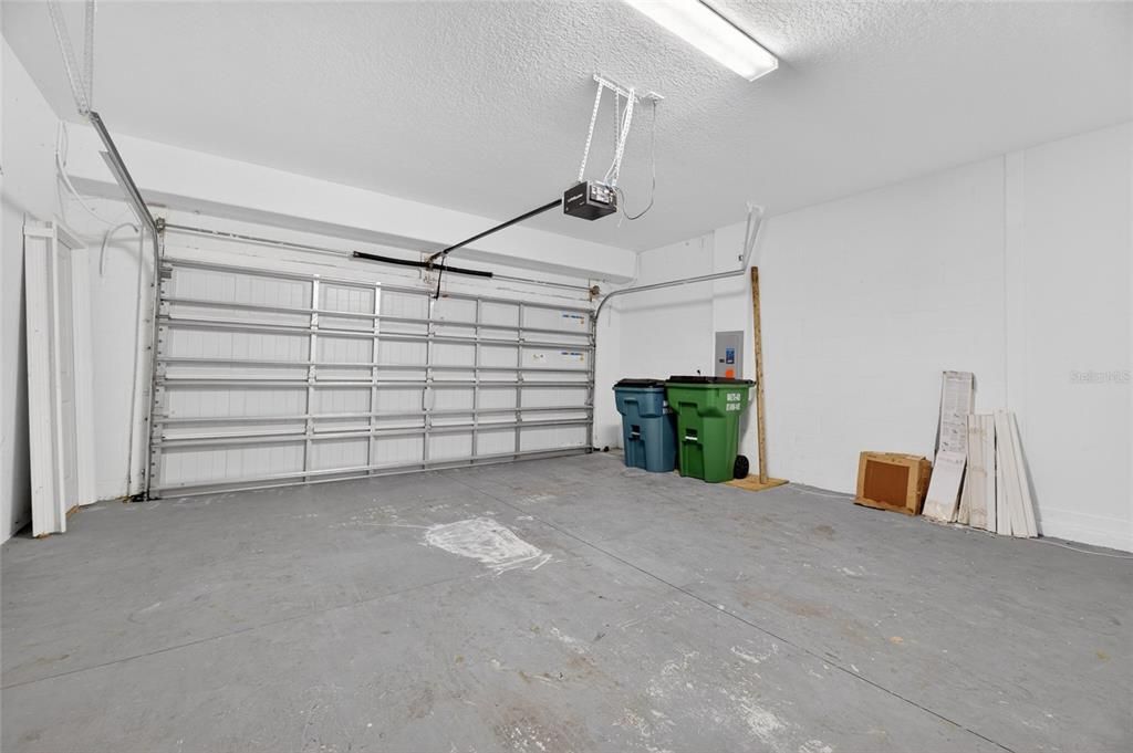 For Sale: $379,900 (4 beds, 2 baths, 2466 Square Feet)