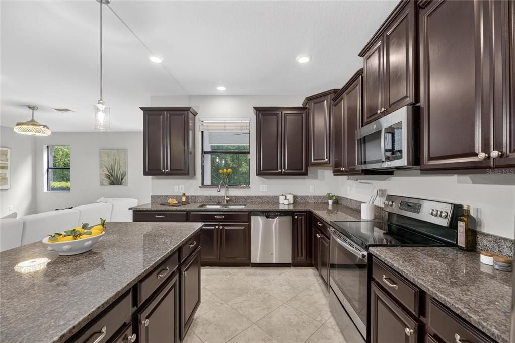 For Sale: $379,900 (4 beds, 2 baths, 2466 Square Feet)