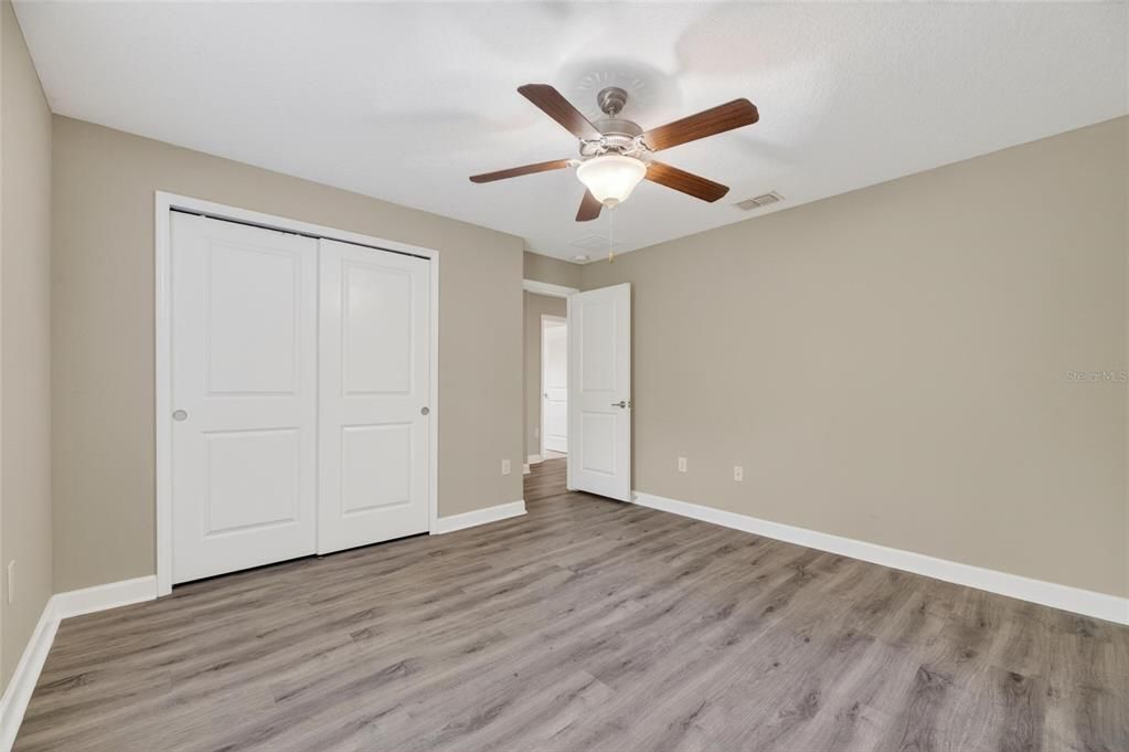 For Sale: $379,900 (4 beds, 2 baths, 2466 Square Feet)