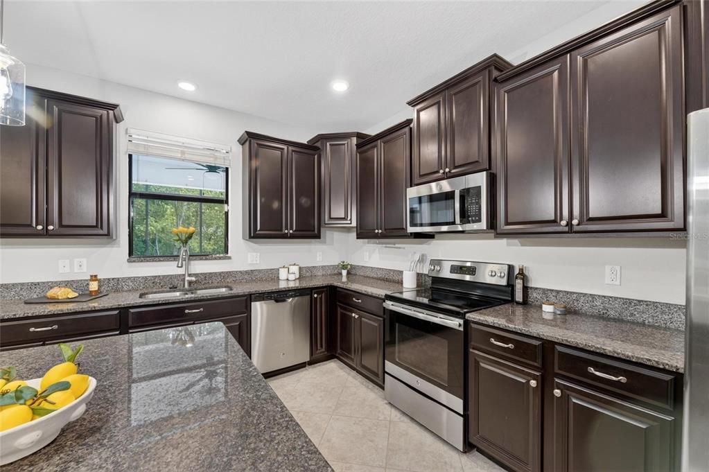 For Sale: $379,900 (4 beds, 2 baths, 2466 Square Feet)