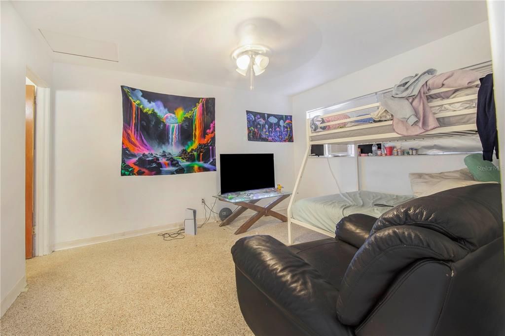 For Sale: $435,000 (4 beds, 0 baths, 2160 Square Feet)