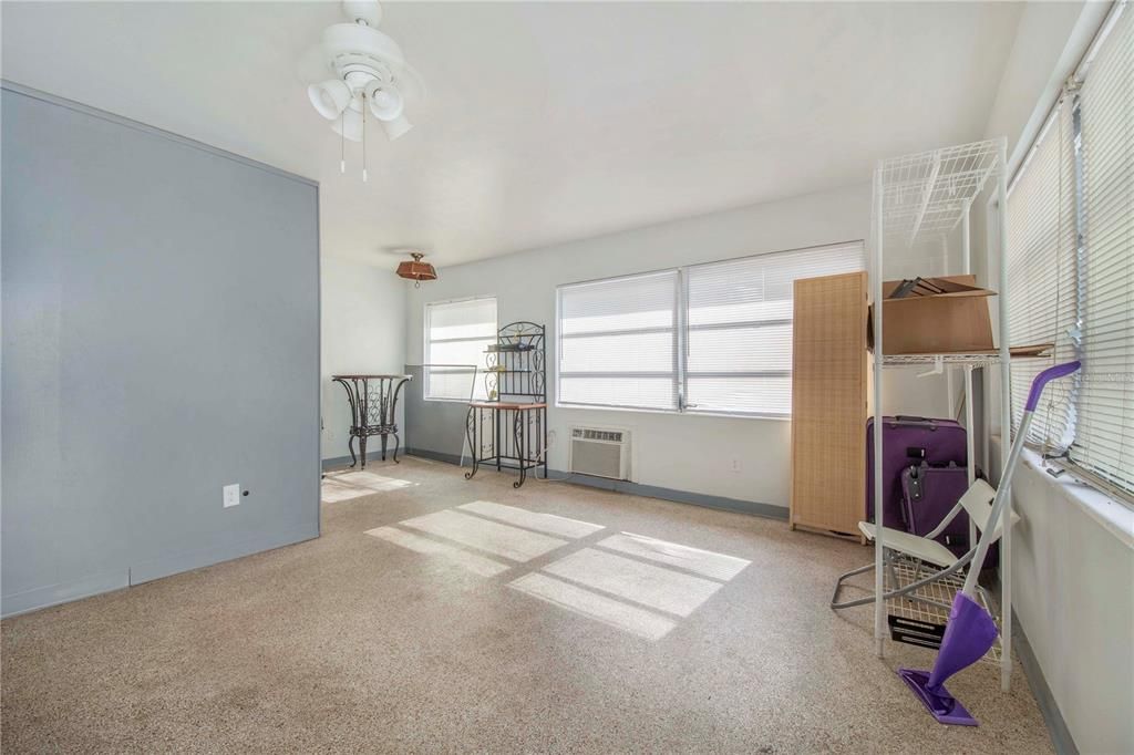 For Sale: $435,000 (4 beds, 0 baths, 2160 Square Feet)
