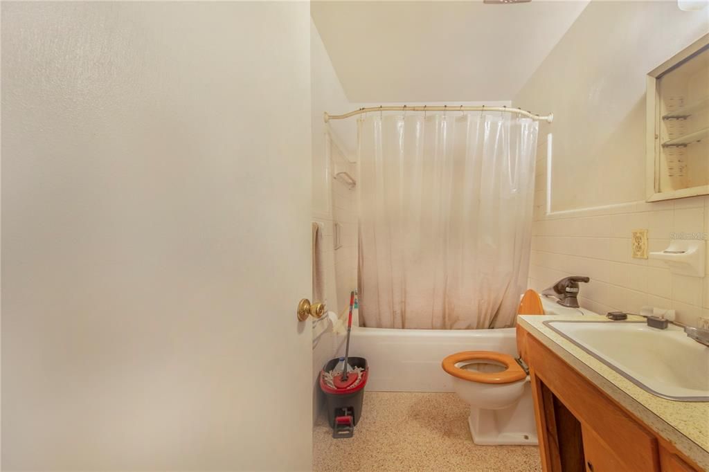 For Sale: $435,000 (4 beds, 0 baths, 2160 Square Feet)
