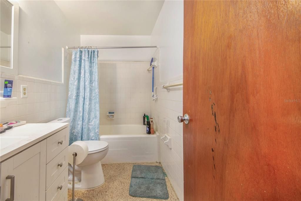 For Sale: $435,000 (4 beds, 0 baths, 2160 Square Feet)