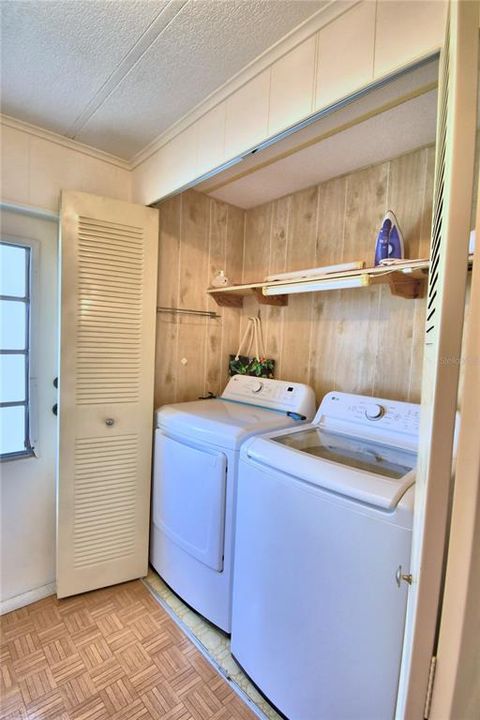 For Sale: $129,000 (2 beds, 2 baths, 1344 Square Feet)