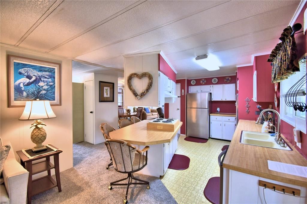 For Sale: $129,000 (2 beds, 2 baths, 1344 Square Feet)