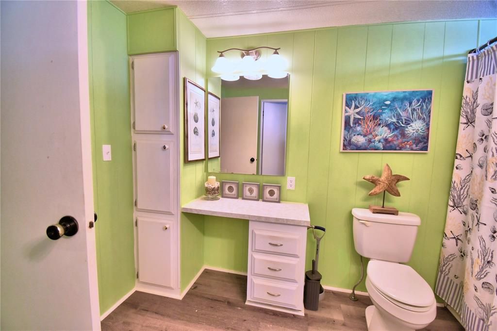 For Sale: $129,000 (2 beds, 2 baths, 1344 Square Feet)