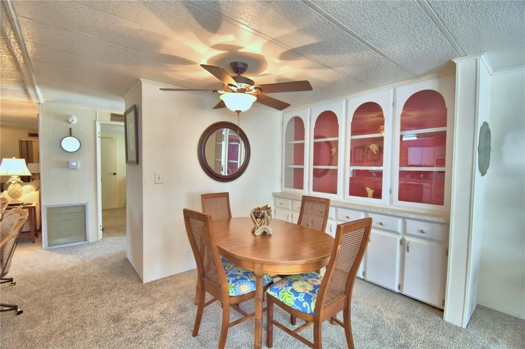 For Sale: $129,000 (2 beds, 2 baths, 1344 Square Feet)