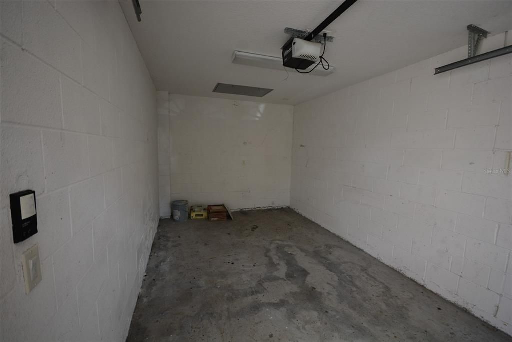 В аренду: $1,995 (2 спален, 2 ванн, 1326 Квадратных фут)