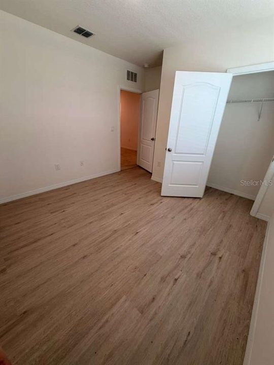For Sale: $400,000 (4 beds, 2 baths, 1846 Square Feet)