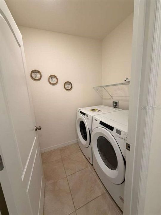 For Sale: $400,000 (4 beds, 2 baths, 1846 Square Feet)