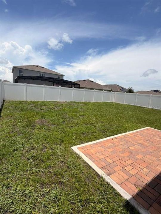 For Sale: $400,000 (4 beds, 2 baths, 1846 Square Feet)