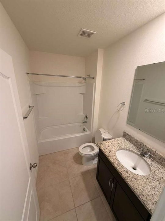 For Sale: $400,000 (4 beds, 2 baths, 1846 Square Feet)