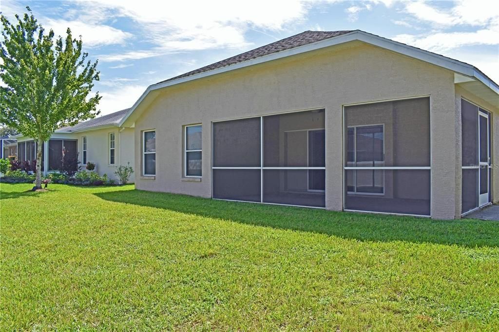 For Rent: $2,200 (3 beds, 2 baths, 1688 Square Feet)