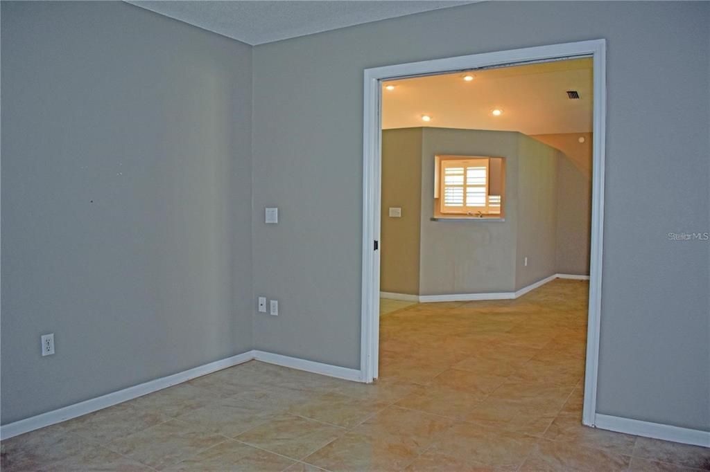 For Rent: $2,200 (3 beds, 2 baths, 1688 Square Feet)