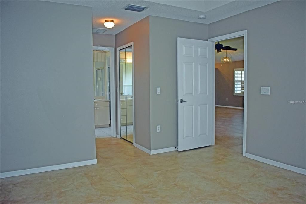 For Rent: $2,200 (3 beds, 2 baths, 1688 Square Feet)