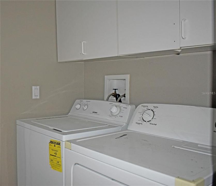 For Rent: $2,200 (3 beds, 2 baths, 1688 Square Feet)