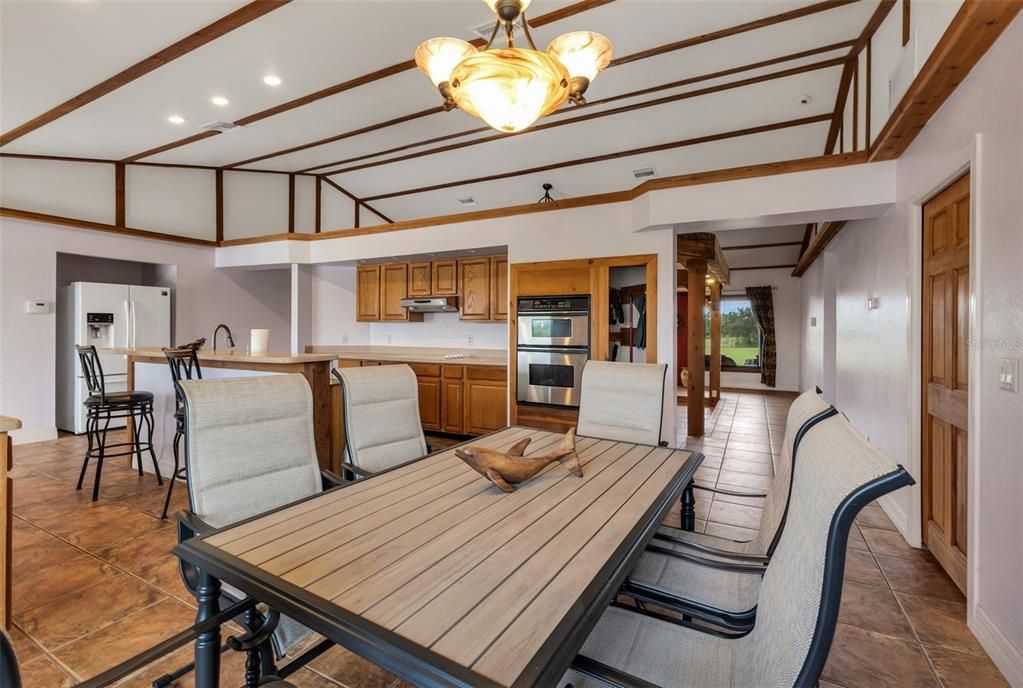 For Sale: $650,000 (4 beds, 3 baths, 3467 Square Feet)
