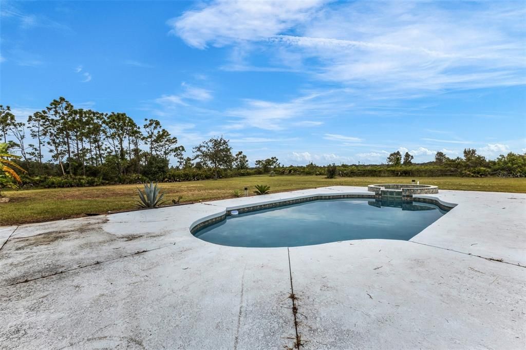 For Sale: $650,000 (4 beds, 3 baths, 3467 Square Feet)
