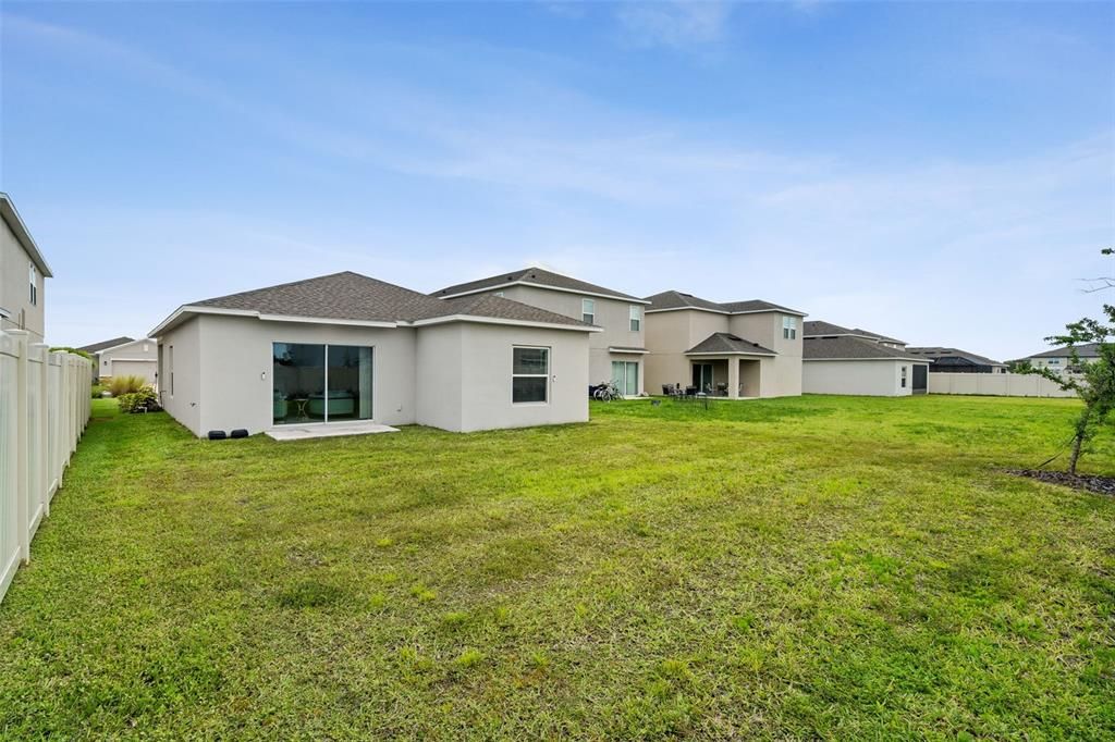 For Sale: $334,999 (3 beds, 2 baths, 1432 Square Feet)