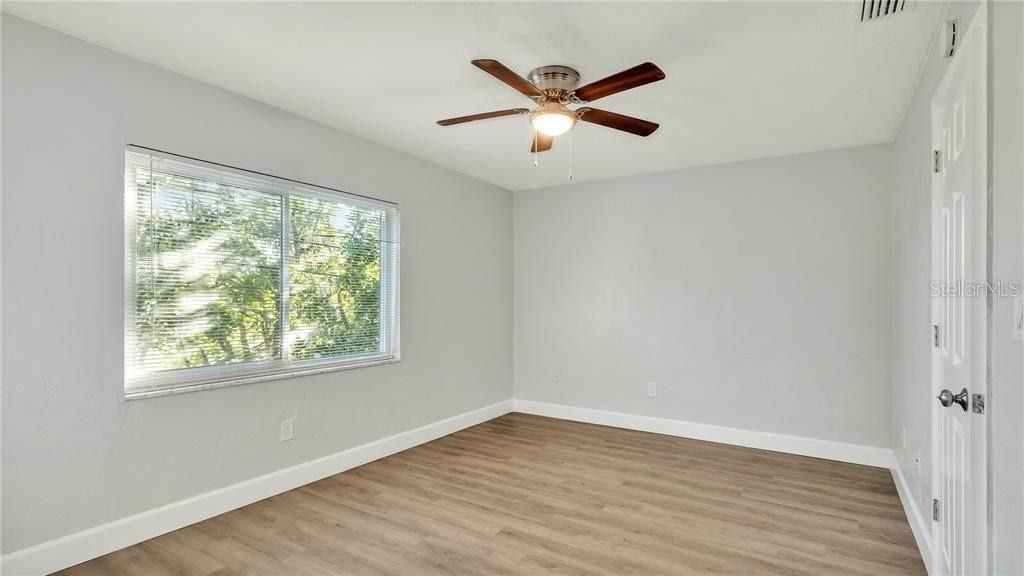For Rent: $1,650 (2 beds, 1 baths, 1000 Square Feet)