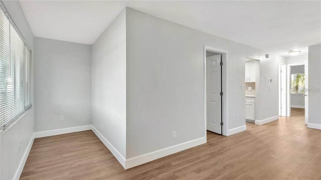 For Rent: $1,650 (2 beds, 1 baths, 1000 Square Feet)