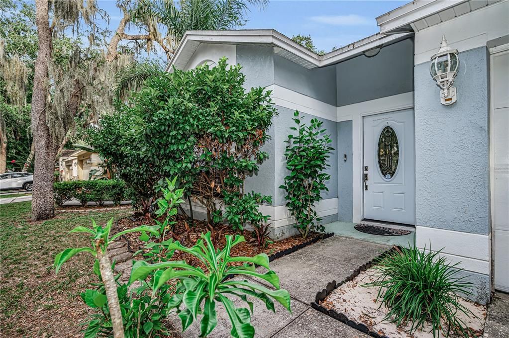 For Sale: $309,900 (3 beds, 2 baths, 1277 Square Feet)