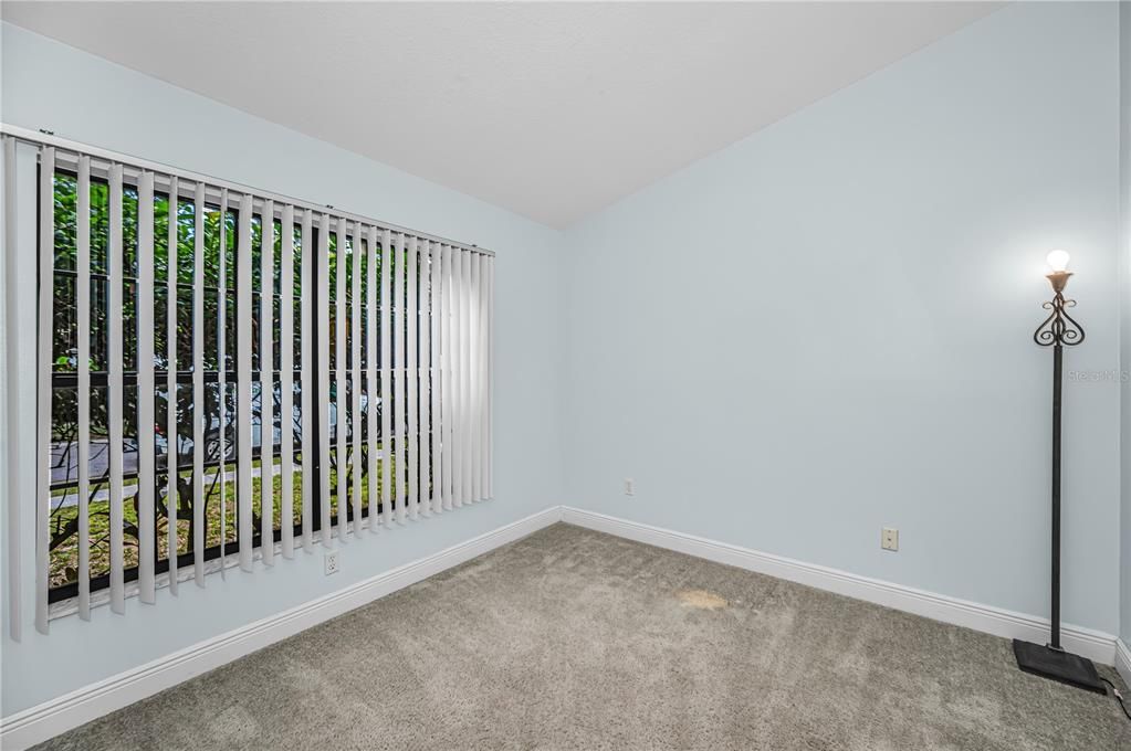 For Sale: $309,900 (3 beds, 2 baths, 1277 Square Feet)