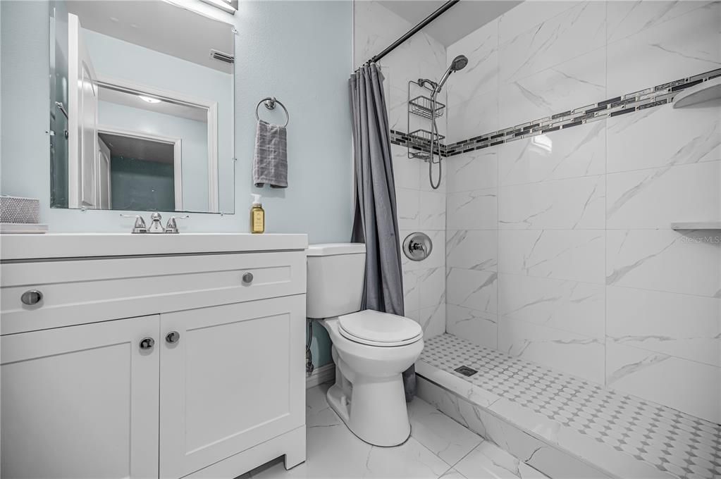 For Sale: $309,900 (3 beds, 2 baths, 1277 Square Feet)