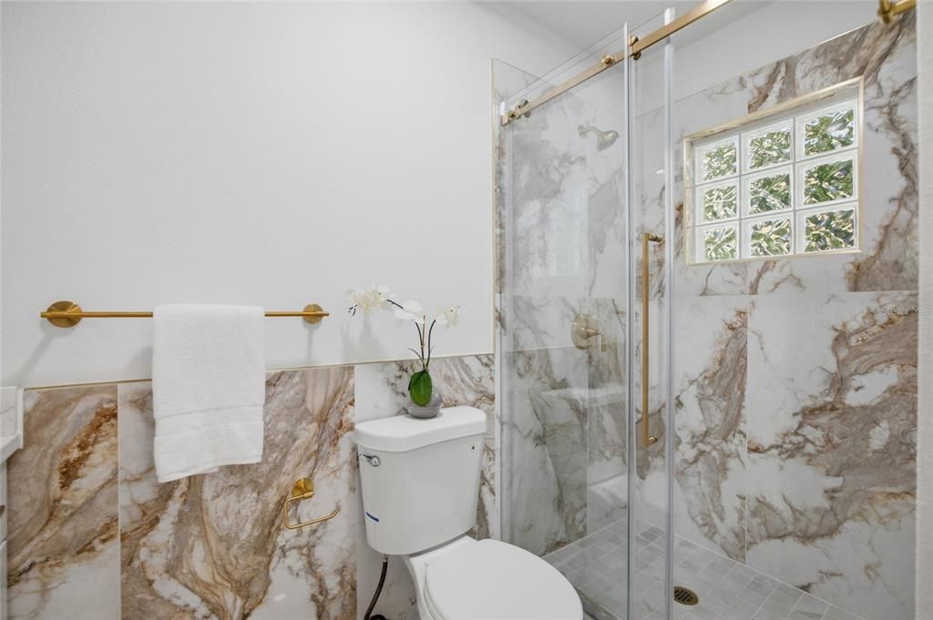 En Venta: $825,601 (4 camas, 2 baños, 1731 Pies cuadrados)